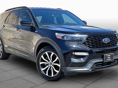 Used 2023 Ford Explorer ST-Line w/ Class IV Trailer Tow Package RWD image 5