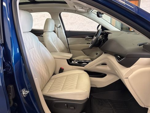 Used 2022 Buick Envision Avenir w/ Technology Package II image 52