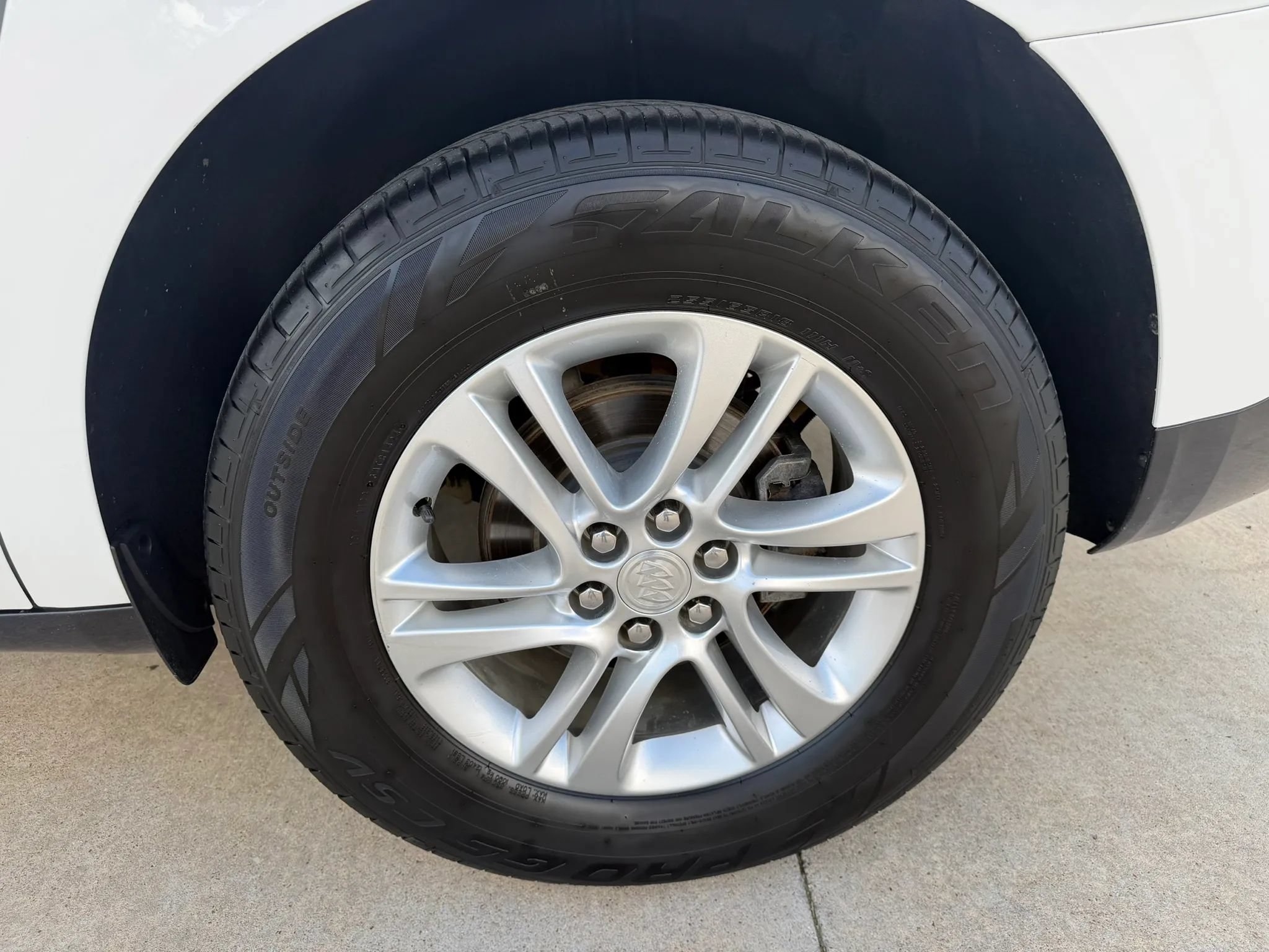 Used 2019 Buick Enclave Essence FWD image 74