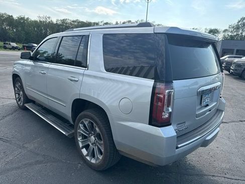 Used 2017 GMC Yukon Denali w/ Open Road Package AWD/4WD image 7