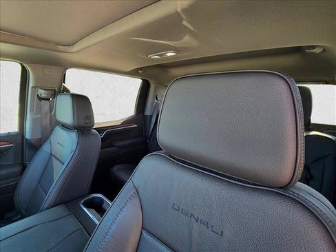 Used 2025 GMC Sierra 1500 Denali w/ Denali Reserve Package RWD image 13