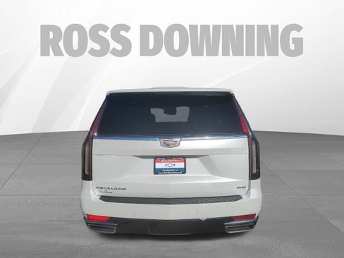 Used 2021 Cadillac Escalade Premium Luxury w/ LPO, Illumination Package image 5