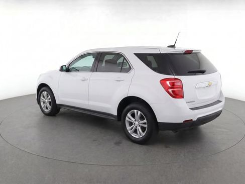 Used 2017 Chevrolet Equinox LS FWD image 5