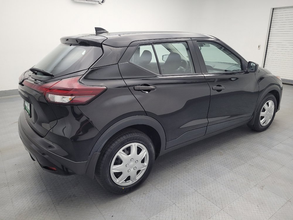 Used 2023 Nissan Kicks S FWD image 10