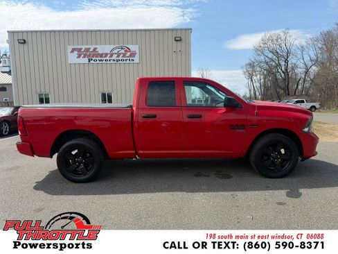 Used 2019 RAM 1500 Express w/ Express Value Package AWD/4WD image 11