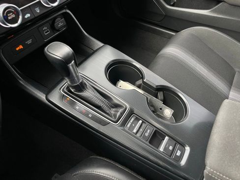 Certified 2024 Honda Civic Sport image 19