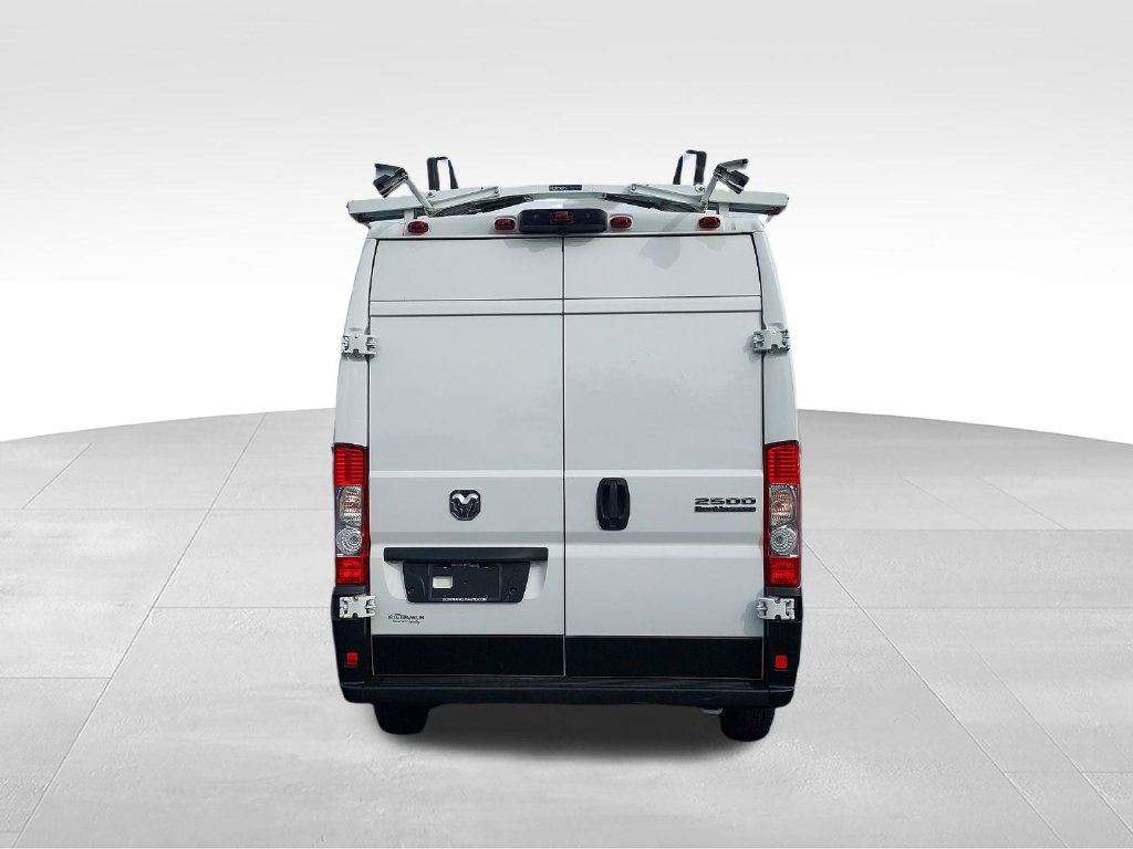 Used 2025 RAM ProMaster 2500 FWD image 4