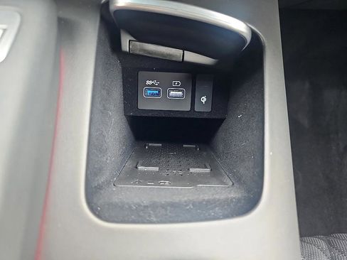 Used 2025 Genesis GV70 3.5T Sport w/ Sport Advanced Package image 27