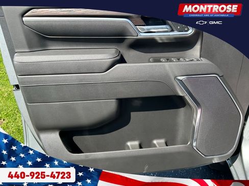 New 2026 GMC Sierra 3500 SLT AWD/4WD image 9