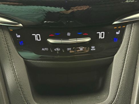 Certified 2023 Cadillac XT6 Sport w/ LPO, Onyx Lite Package image 16