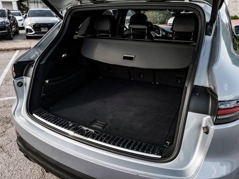 Used 2021 Porsche Cayenne image 58