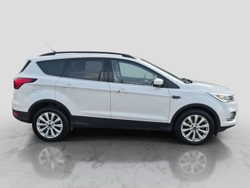 Used 2019 Ford Escape SEL AWD/4WD image 9