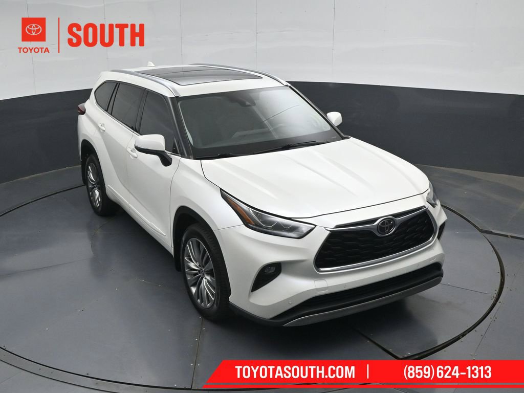Used 2021 Toyota Highlander Platinum AWD/4WD image 51