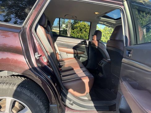 Used 2013 Subaru Outback 2.5i Limited AWD/4WD image 25