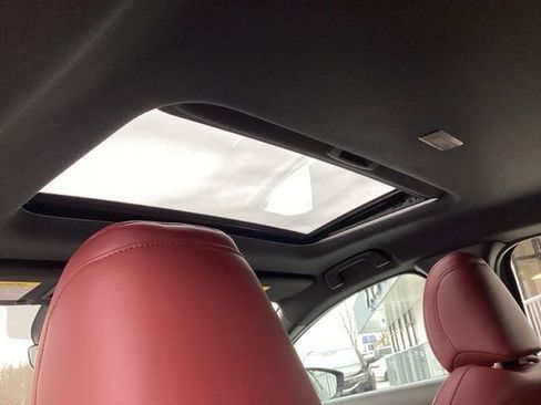 Used 2024 MAZDA MAZDA3 s image 34