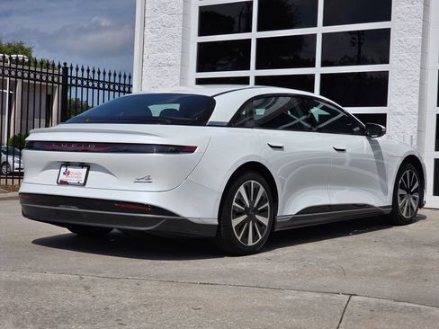 Used 2024 Lucid Air Touring AWD/4WD image 4