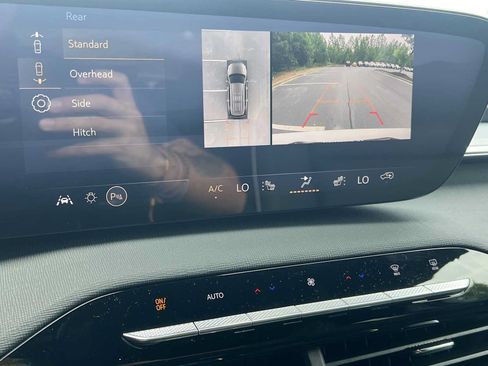 New 2026 Buick Enclave Sport Touring w/ Power Package FWD image 3