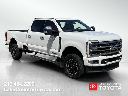 Used 2024 Ford F350 Platinum AWD/4WD image 7