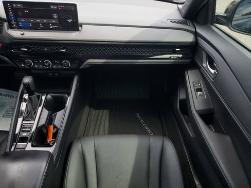 Used 2024 Honda Accord Sport image 16