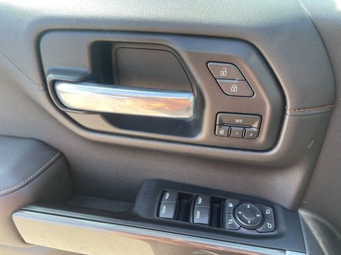 Used 2020 GMC Sierra 1500 AT4 w/ AT4 Premium Package image 13