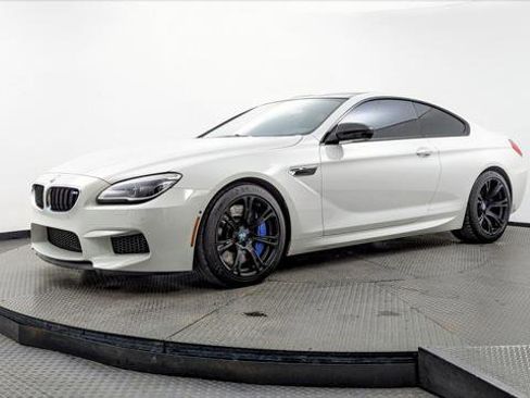 Used 2017 BMW M6 Coupe image 2