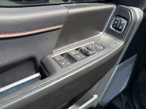 Used 2025 Ford F150 Raptor AWD/4WD image 12