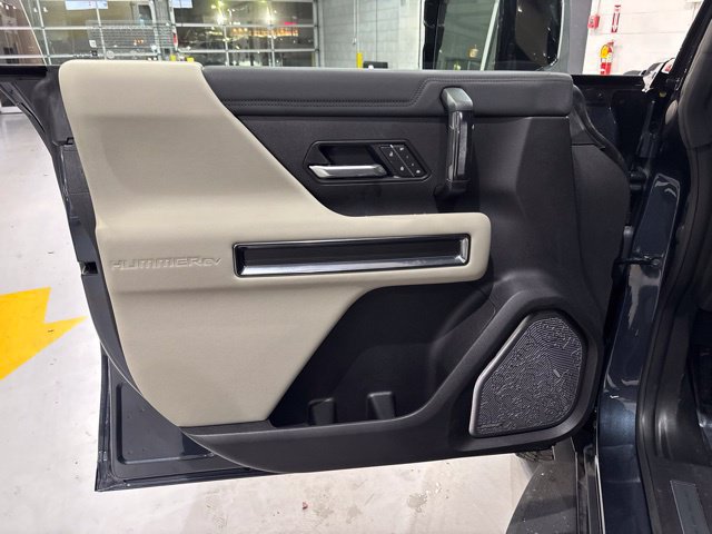 Used 2026 GMC Hummer EV SUV AWD/4WD image 13