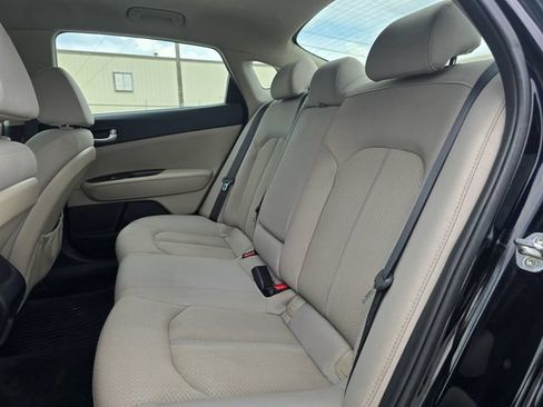Used 2018 Kia Optima LX FWD image 13