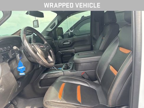 Used 2022 GMC Sierra 2500 AT4 w/ AT4 Preferred Package AWD/4WD image 5
