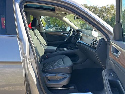 New 2026 Volkswagen Atlas SE image 36