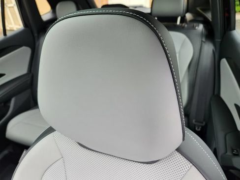 New 2026 Volkswagen Tiguan SE R-Line AWD/4WD image 13