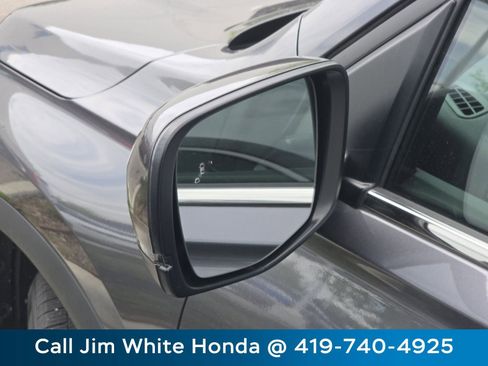 Used 2024 Honda Pilot EX-L image 13