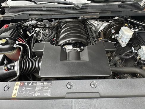 Used 2017 GMC Sierra 1500 SLE w/ SLE Value Package image 24