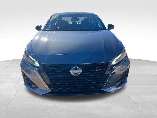 Used 2025 Nissan Altima 2.5 SR FWD image 10