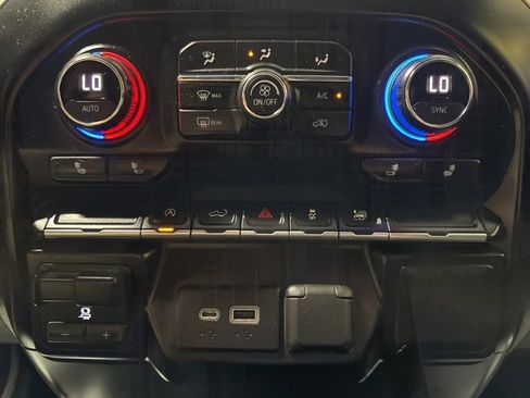 Used 2021 Chevrolet Silverado 1500 LT w/ Bed Protection Package image 13