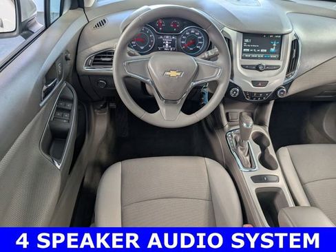 Used 2017 Chevrolet Cruze LS FWD image 8