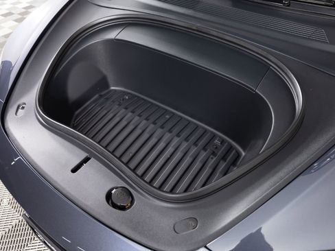 Used 2024 Tesla Model 3 Long Range RWD image 41