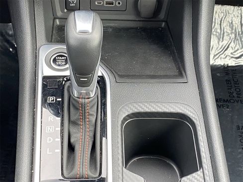 Certified 2025 Nissan Sentra SR image 9