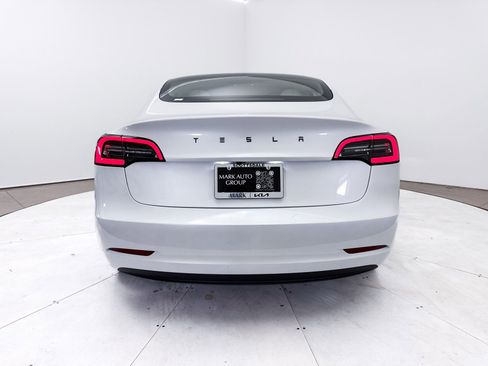 Used 2023 Tesla Model 3 Standard Range RWD image 17