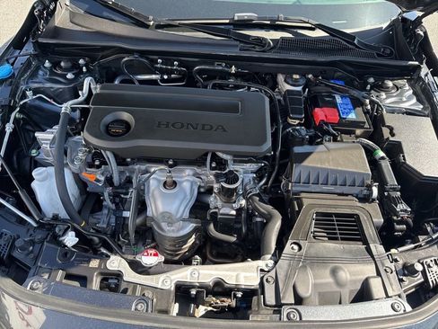 Used 2025 Honda Civic Sport image 19