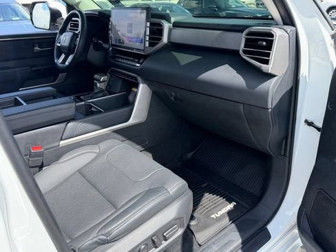 Used 2023 Toyota Tundra Limited AWD/4WD image 17