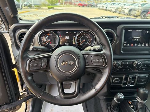 Used 2022 Jeep Wrangler Unlimited Sport AWD/4WD image 13