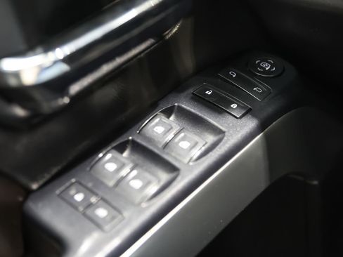 Used 2017 Chevrolet Silverado 2500 LT w/ LT Convenience Package image 25