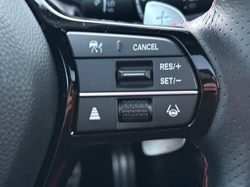 Certified 2025 Acura ADX A-Spec image 30