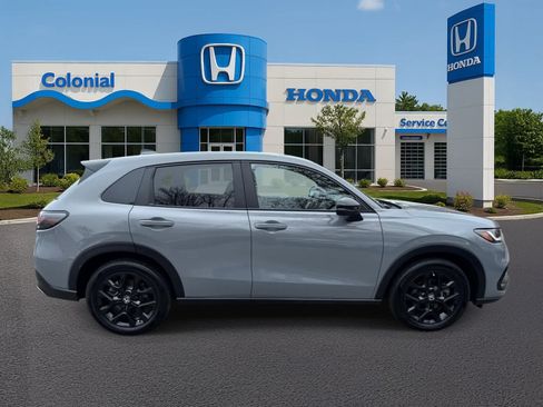 Certified 2025 Honda HR-V Sport image 8