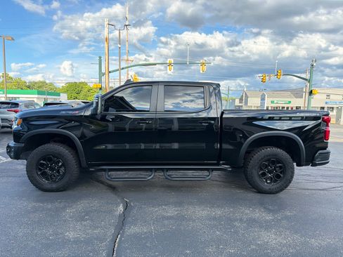 Used 2024 Chevrolet Silverado 1500 ZR2 w/ ZR2 Bison Edition AWD/4WD image 10