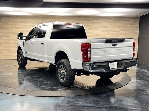 Used 2022 Ford F250 XLT w/ XLT Premium Package image 16