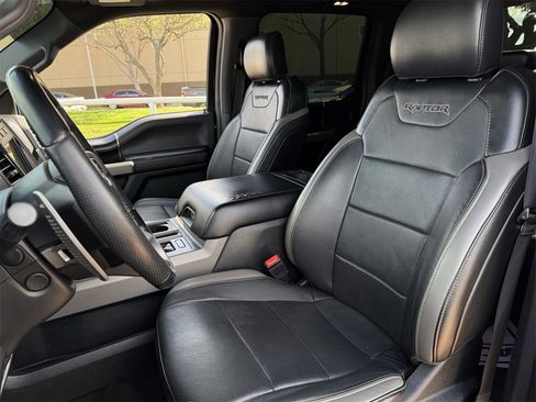 Used 2018 Ford F150 Raptor w/ Equipment Group 802A Luxury image 20