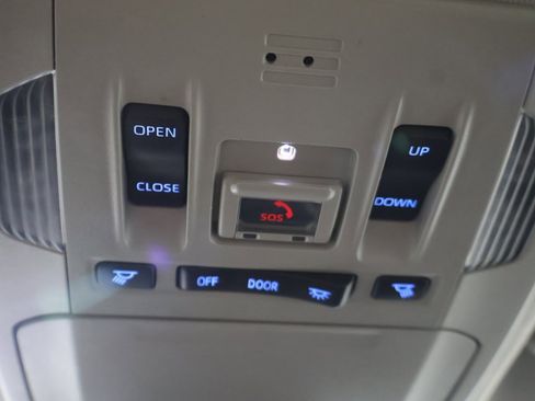 Used 2022 Toyota Highlander XLE image 51