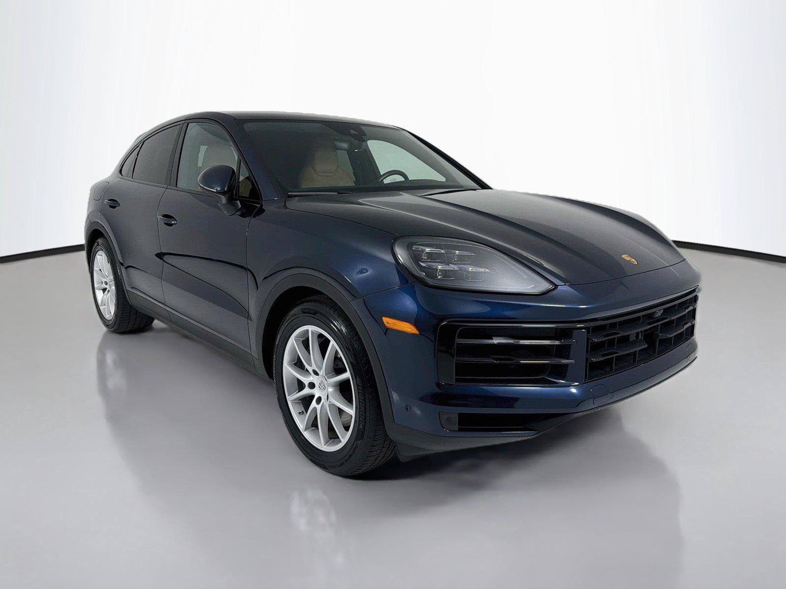 Used 2024 Porsche Cayenne Coupe w/ Premium Package Plus AWD/4WD image 31